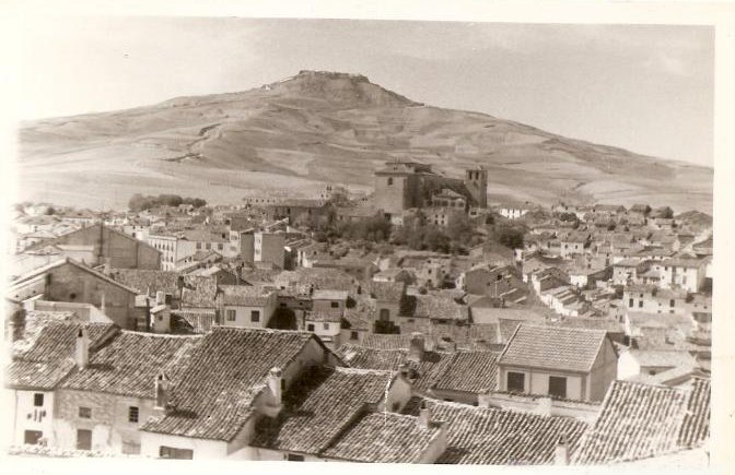 Vista antigua de Villanueva del Arzobispo, pueblo natal de Juan Alfonso.